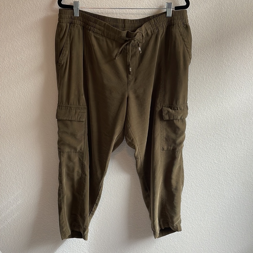 Cargo pants - Picture 2 of 4